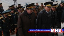 Генералууд Чингисийн талбайд чууллаа