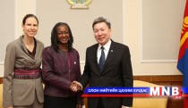 Minister L.Bold receives U.S. Peace Corps director