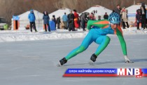 Би гулгах дуртай