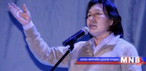 А.Эрдэнэ-Очир найрагч дуучин болно