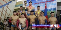 Үндэсний бөхийн залуучуудын УАШБ Дархан хотод боллоо