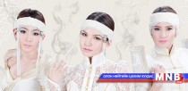 “Анхны хайрын дуу”-г англиар дуулжээ
