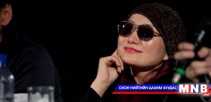Дуучин С.Наран тоглолтын хувцсандаа уралдаан зарлажээ 