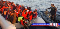 Италийн тэнгисийн хүчин 700 гаруй дүрвэгчийг аварчээ