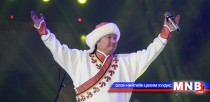 С.Жавхлан аавынхаа шүлгээр ном бүтээнэ 