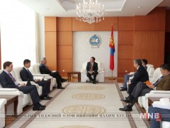 Азийн дэд бүтцийн хөрөнгө оруулалтын банкны Ерөнхийлөгчтэй уулзав