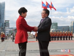 БНСУ-ын Ерөнхийлөгч Пак Гын Хэ-гийн албан ёсны айлчлал эхэллээ