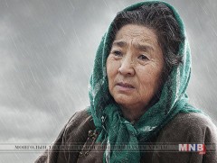 Ардын жүжигчин Д.Мэндбаяр Оросын “Мөнгөн Акбузат” кино наадмаас шилдэг дүрийн шагналыг хүртлээ