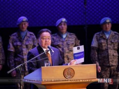 Батлан хамгаалахын багц хуулийг Батлан хамгаалах яаманд гардуулан өгөв