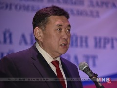 М.Энхболд: 