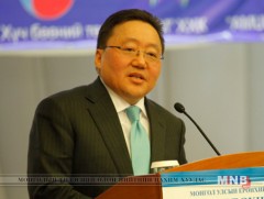 Ерөнхийлөгч Ц.Элбэгдорж эрдэс баялаг, байгаль орчны хамгааллын бодлогын хуралдаанд оролцлоо 