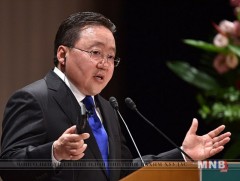 Ерөнхийлөгч Ц.Элбэгдорж “Торгоны зам” сэдэвт хуралдаанд хэлэлцүүлэгчээр оролцов 