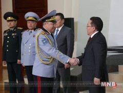 Цэргийн дээд цол хүртээлээ