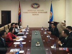 Ким Юн Ки тэргүүтэй төлөөлөгчдийг хүлээн авч уулзав