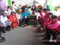 Шагайн харваачид онч мэргэнээ сорьж эхэллээ