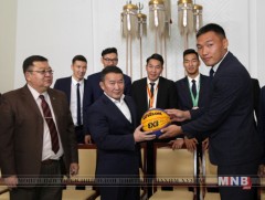 Ерөнхийлөгч Х.Баттулга сагсан бөмбөгийн спортын дасгалжуулагч, тамирчдыг хүлээн авч уулзав