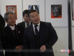 Монгол Улсын Ерөнхийлөгч Х.Баттулга Японы гэрэл зурагчны үзэсгэлэнг үзэж сонирхов