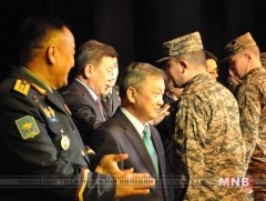 Энхийг сахиулагчдыг “Энхийн төлөө” медалиар шагнав