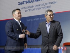 Ерөнхийлөгч Х.Баттулга Баянгол дүүргийн иргэдтэй уулзлаа