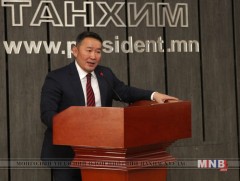 Монгол Улсын Ерөнхийлөгч, Зэвсэгт хүчний Ерөнхий командлагч Х.Баттулга генералуудтай уулзлаа