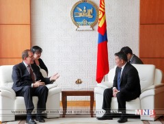 Ерөнхийлөгч Х.Баттулга Азийн сангийн Ерөнхийлөгч Дэвид Д.Арнолдыг хүлээн авч уулзав