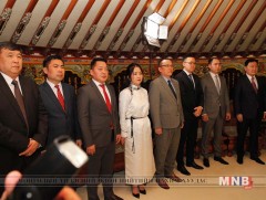 Ерөнхийлөгч Х.Баттулга “Үндэсний бүтээн байгуулалтын дээд шагнал-Төрийн гэрэгэ”-г гардууллаа