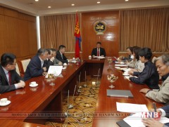 Ерөнхийлөгч Х.Баттулга Хэлний бодлогын үндэсний зөвлөлийн гишүүдийг хүлээн авч уулзлаа