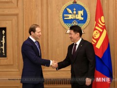 ОХУ-ын Аж үйлдвэр, худалдааны сайдыг хүлээн авч уулзав