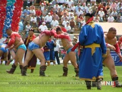 Хүчит бөхийн барилдааны гурвын даваа