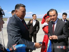 БНХАУ-ын Төрийн Зөвлөлийн гишүүн, Гадаад хэргийн сайд Ван И Увс аймагт айлчиллаа 