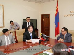 МАН нөхөн сонгуульд оролцох хүсэлтээ СЕХ-д хүргүүлэв