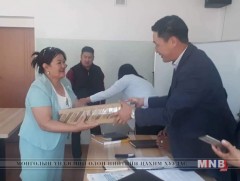 Байнгын хорооны дарга Ё.Баатарбилэг өрхийн эрүүл мэндийн төвийн төлөөлөлтэй уулзав
