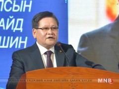 Ө.Энхтүшин: Хандлагаа өөрчил, бодитой ажлуудыг тодорхой хий...