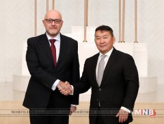 БНФУ-аас Монгол Улсад суух Элчин сайд Флипп Мэрлин Итгэмжлэх жуух бичгээ өргөн барилаа
