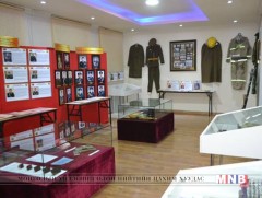 Албаны музейд 100 гаруй үзмэр дэлгэлээ