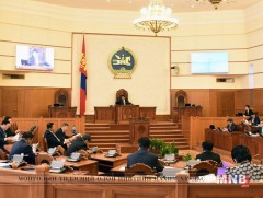 Төсвийн тухай хуулийн төсөлтэй хамт өргөн мэдүүлсэн хууль тогтоомжийн төслүүдийг баталлаа