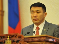 Уул уурхай, хүнд үйлдвэрийн сайд мэндчилгээ дэвшүүллээ 