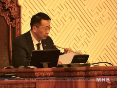 Гишүүдийн ирц хүрээгүйн улмаас чуулганы хуралдаан дахин хойшилж буйд ард иргэдээс хүлцэл өчив