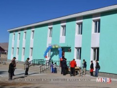 Хоолны хордлогот халдвар гарсантай холбогдуулан 19 албан тушаалтанд хариуцлага тооцно