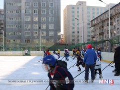 Канадын хоккейн дасгалжуулагчид Монголд ирж сургалт явууллаа 