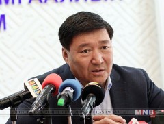 Хөдөлмөрийн тухай хуулийн шинэчилсэн найруулгын төслийн хэлэлцүүлэг болж байна