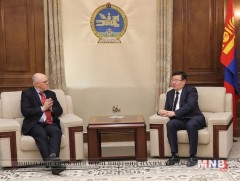 Элчин сайд Майкл Клечески шүүх, хуулийн байгууллагын шинэчлэлийг дэмжиж байгаагаа илэрхийлэв