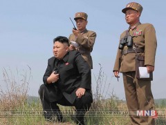Ким Жон Ун Солонгосын ардын армиас явуулсан сургуулилтыг биечлэн удирдсан гэв 