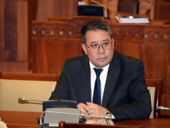 Г.Баясгаланг Үндсэн хуулийн цэцийн гишүүнээр томиллоо