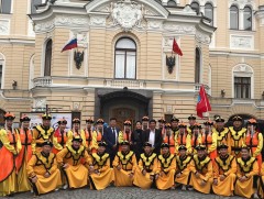 Монголын соёлын өдрүүд гэрэл зураг, дүрслэх урлагийн үзэсгэлэнгээр үргэлжлэв