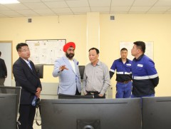 Элчин сайд М.П.Сингх: Газрын тос боловсруулах үйлдвэрийн дэд бүтцийн ажлын явц сайн байна