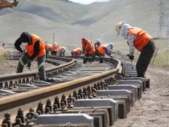 Тавантолгой-Зүүнбаян чиглэлийн төмөр замын суурь бүтцийн барилгын ажлын зөвшөөрлийг олголоо