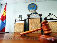 Б.Хурц нарын шүүх хурал гурав дахь өдрөө үргэлжилж байна