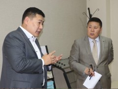 Л.Оюун-Эрдэнэ сайд “1111 төв”-ийг шинэчилж, иргэдтэй ойр ажиллахыг үүрэг болголоо