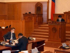 УИХ-ын тухай хуулийн шинэчилсэн найруулгын төслийг анхны хэлэлцүүлэгт бэлтгүүлэхээр шилжүүлэв
